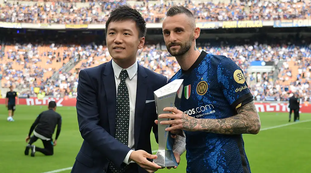 Best Midfielder 2021/2022 News