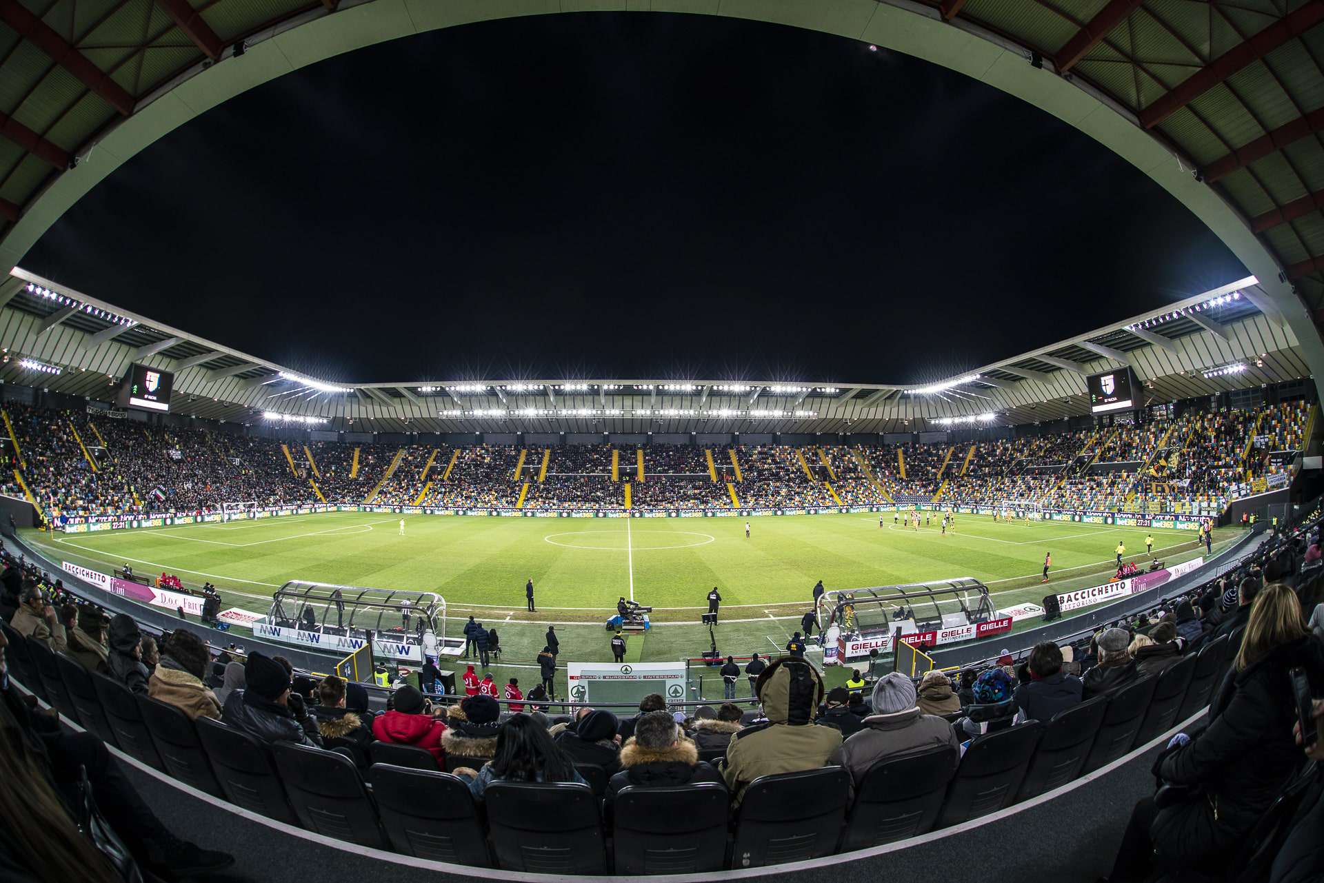 Udinese :: Italy :: Profilo della Squadra 